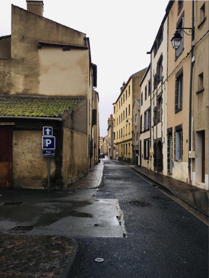 Location F1 Neuf Centre Historique Appartamento Riom