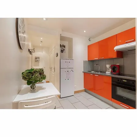 Location F1 Neuf Centre Historique Riom Apartment Exterior photo