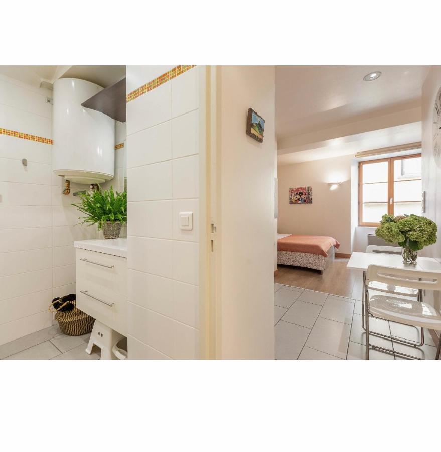 Location F1 Neuf Centre Historique Apartment Riom